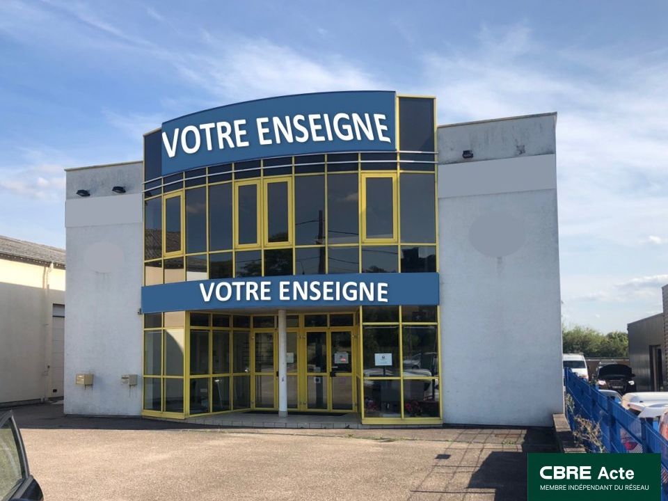 Location local d''activites 590 m² divisibles à partir de 144 m²