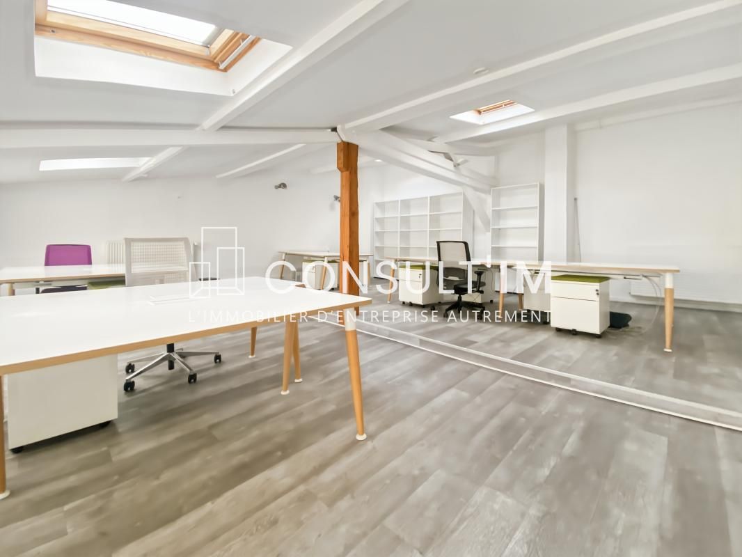 Location bureaux 330 m² non divisibles