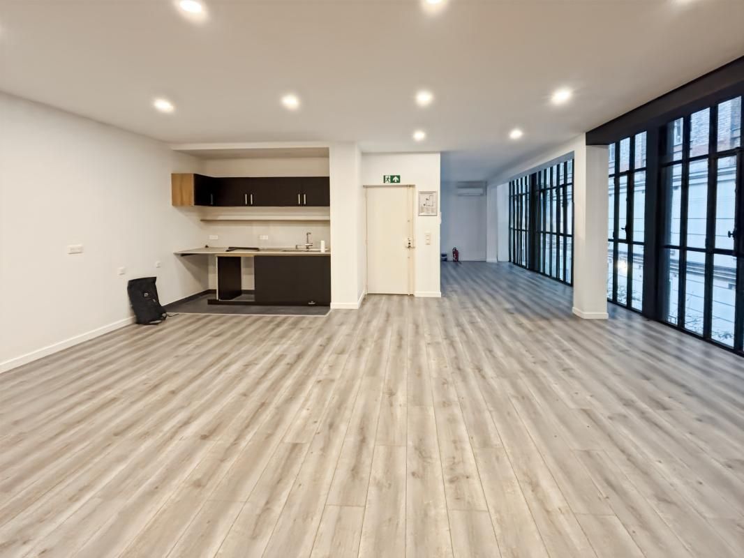 Location bureaux 69 m² non divisibles