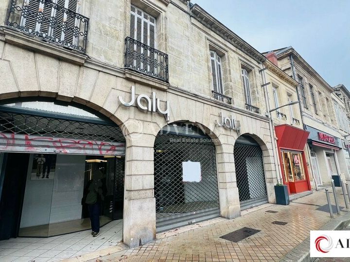 Location local commercial 400 m² divisibles à partir de 180 m²