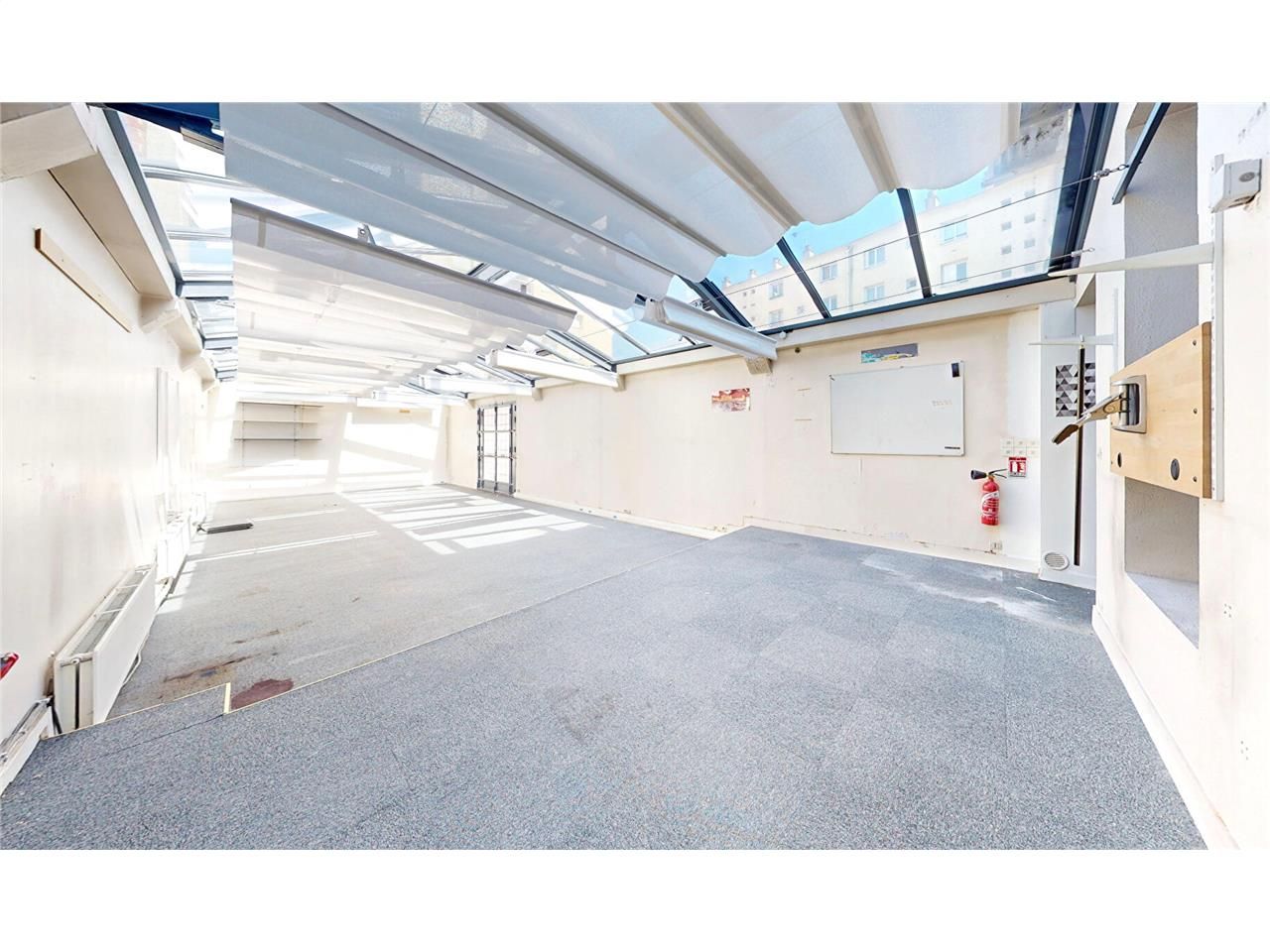 Location local 259.00 m² à LA GARENNE COLOMBES