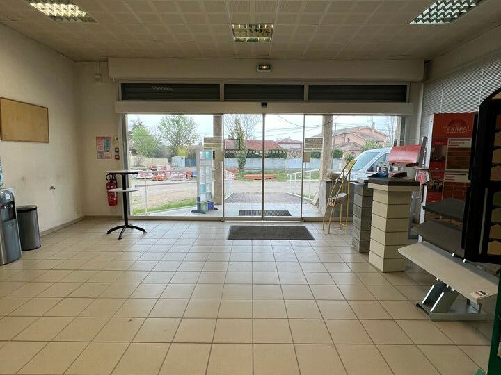 Vente entrepot 1282 m² non divisibles