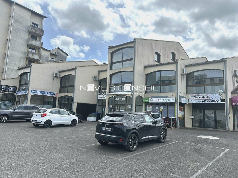 Vente bureaux 640 m² non divisibles