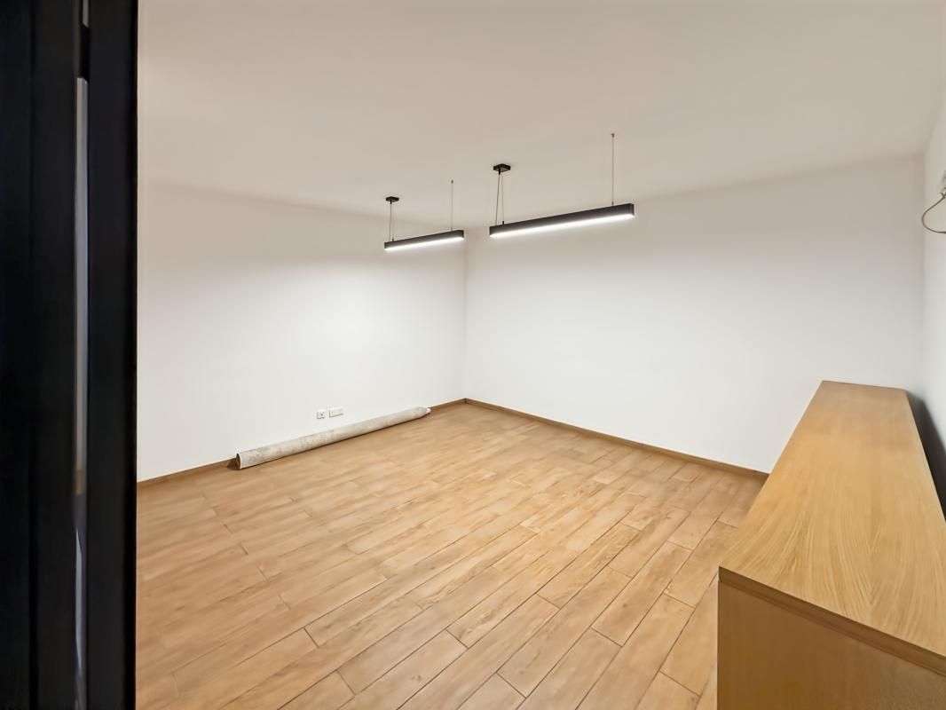 Location bureaux 113 m² non divisibles