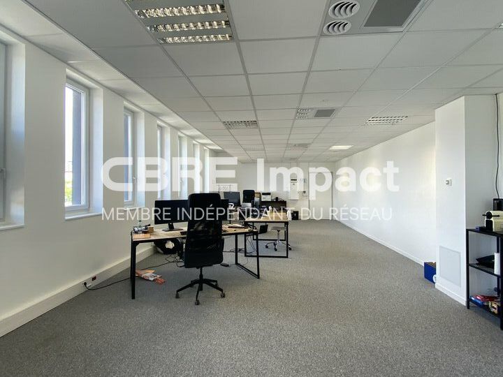 120 m² pour ce bureaux en location à Dijon