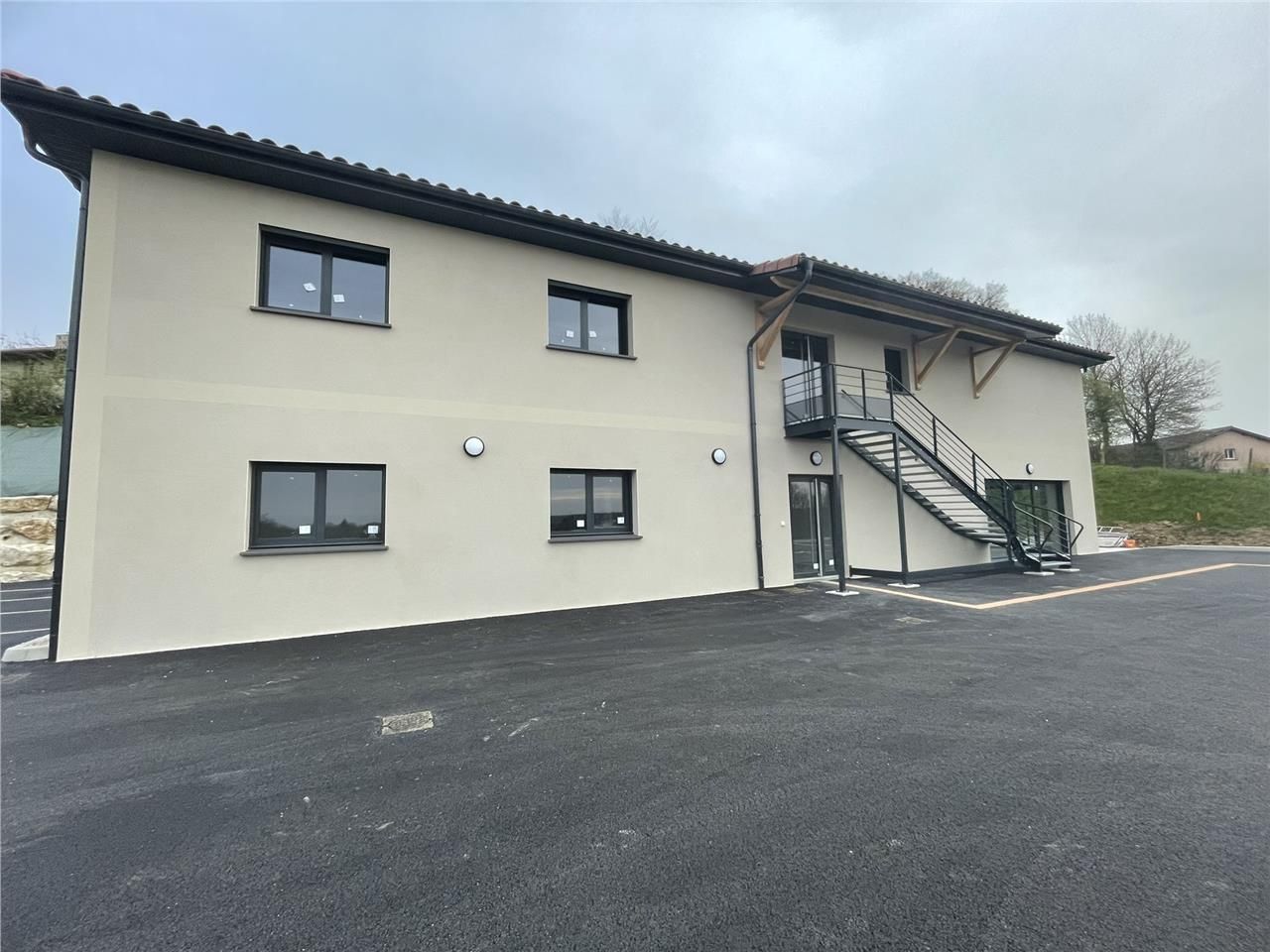 Vente bureaux 172 m² non divisibles