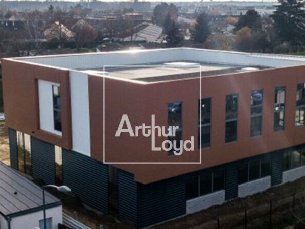 Vente local d''activites 1781 m² non divisibles