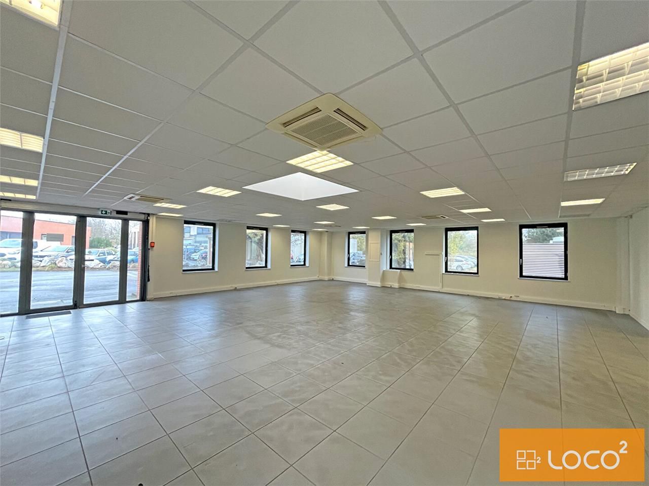 Location bureaux 251.00 m² à RAMONVILLE SAINT AGNE