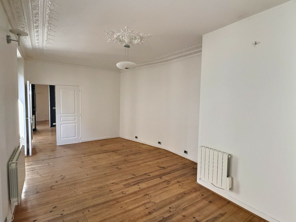 Location bureaux 199 m² divisibles à partir de 76 m²