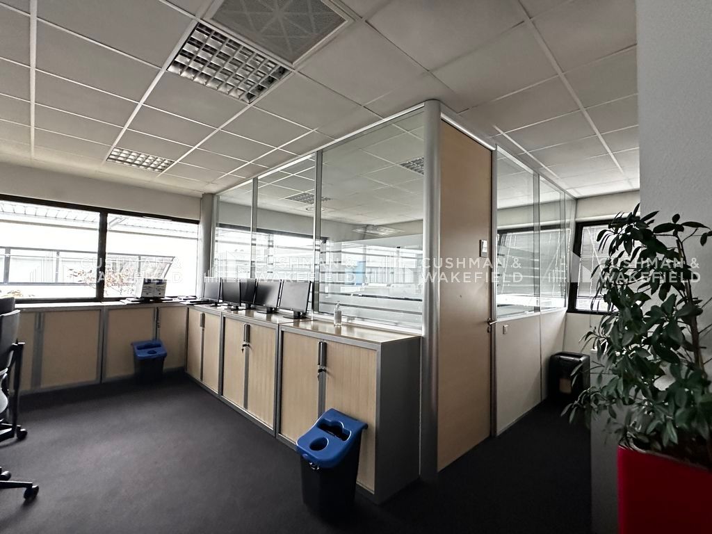Location bureaux 564 m² divisibles à partir de 0 m²