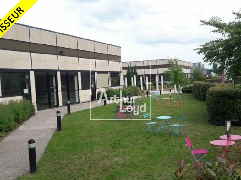 Vente bureaux 3500 m² non divisibles