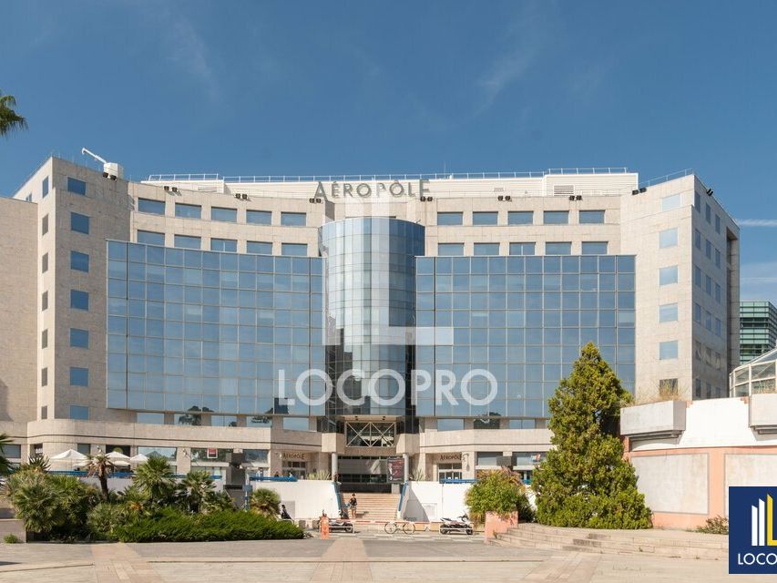 A LOUER - BUREAUX - 251 M2 - NICE ARENAS 