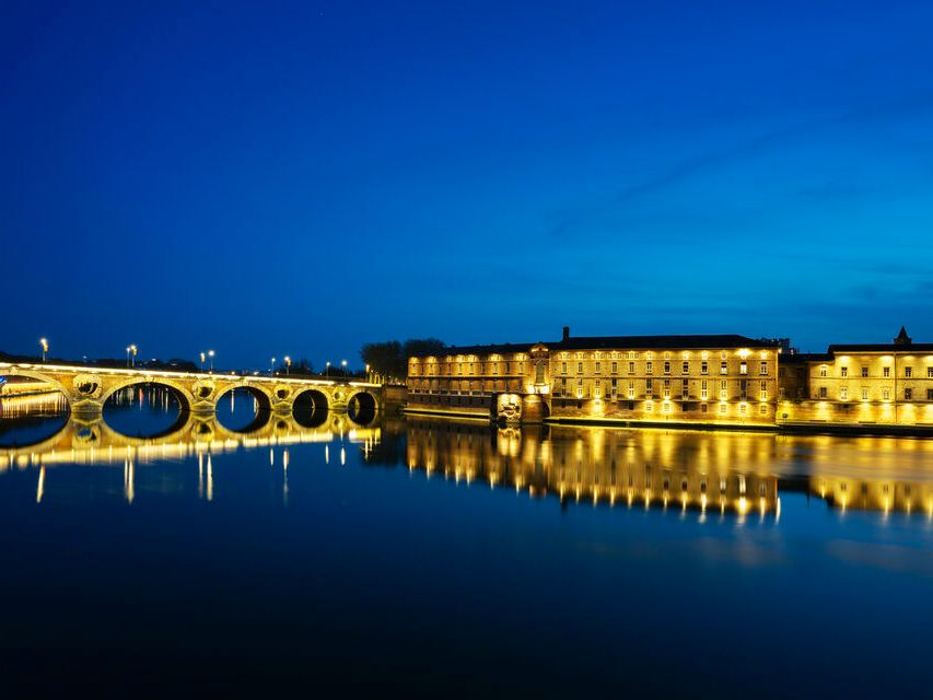 Quartier Saint Georges A céder Local commercial de 120 m² 