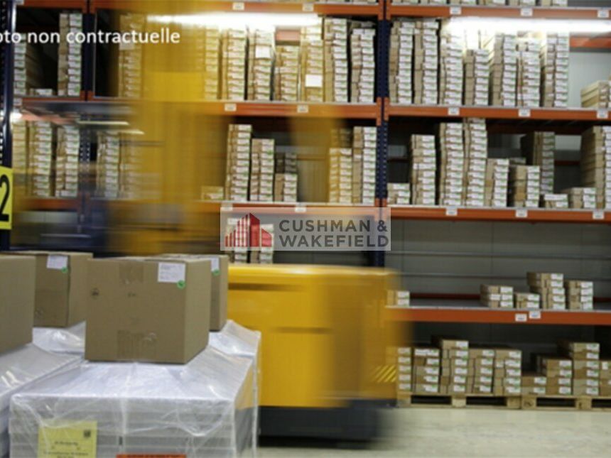 Location local d''activites 425 m² non divisibles
