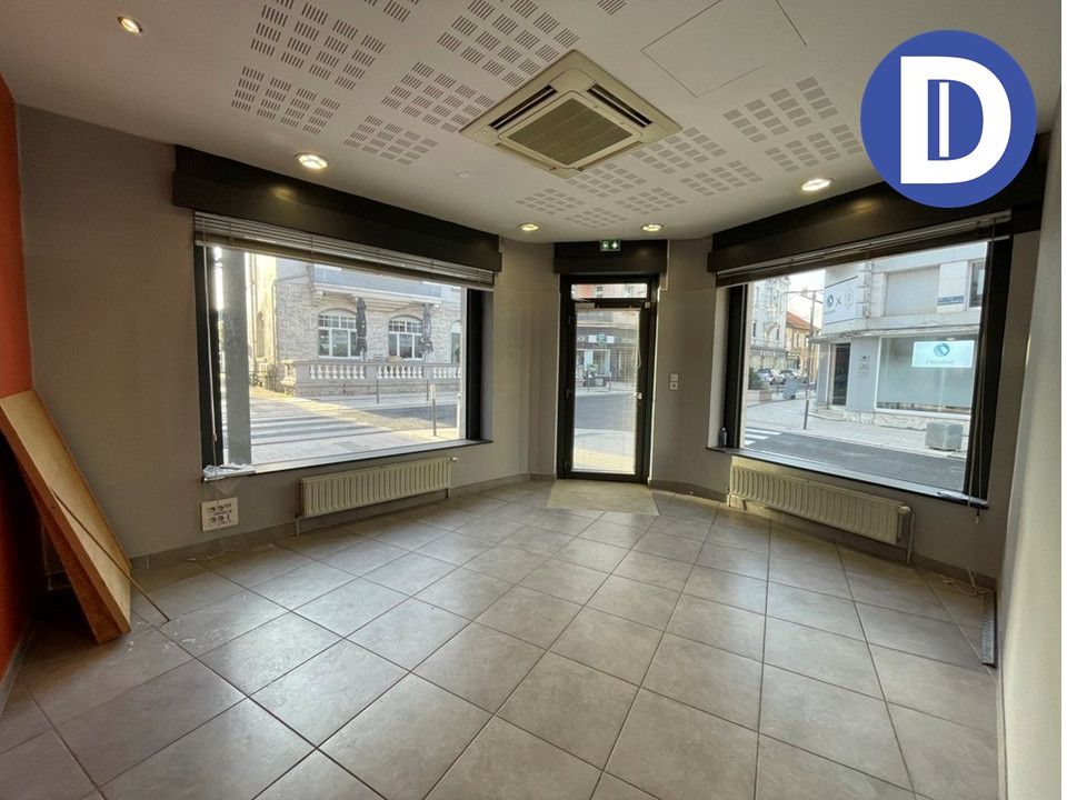 Vente bureaux 157.00 m² non divisibles