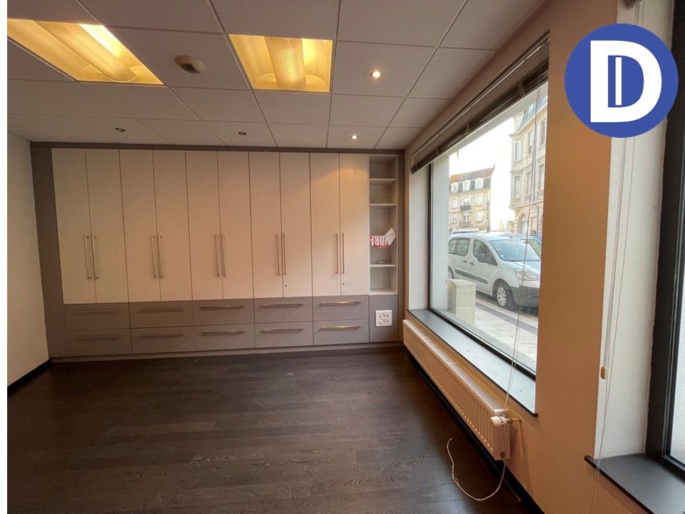Location activites 89.60 m² non divisibles