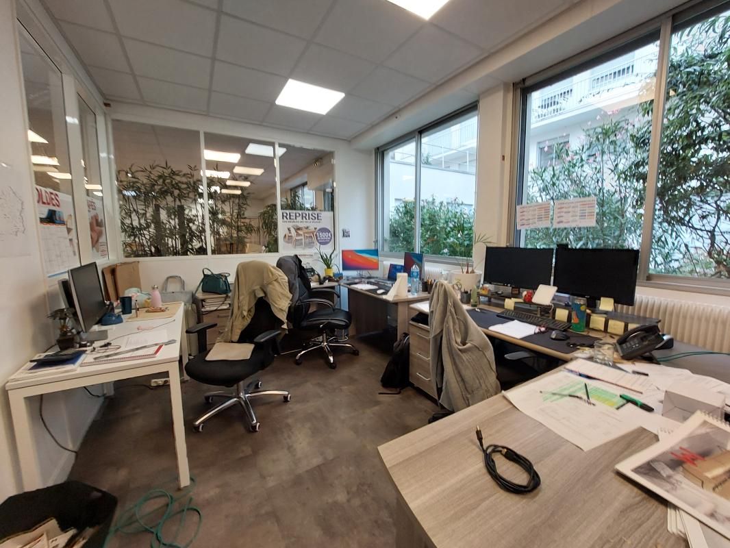 Location bureaux 395 m² non divisibles
