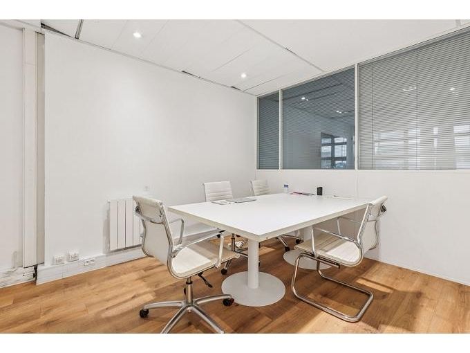 Location bureaux 187 m² non divisibles