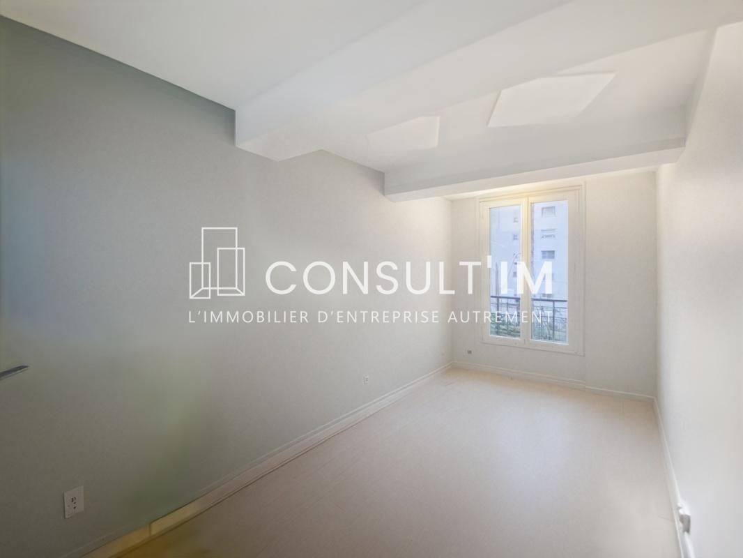 Location bureaux 56 m² non divisibles