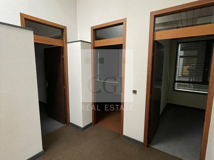 À VENDRE – IMMEUBLE INDÉPENDANT DE 961 m² – VALENCE – BELLE VISIBILITÉ