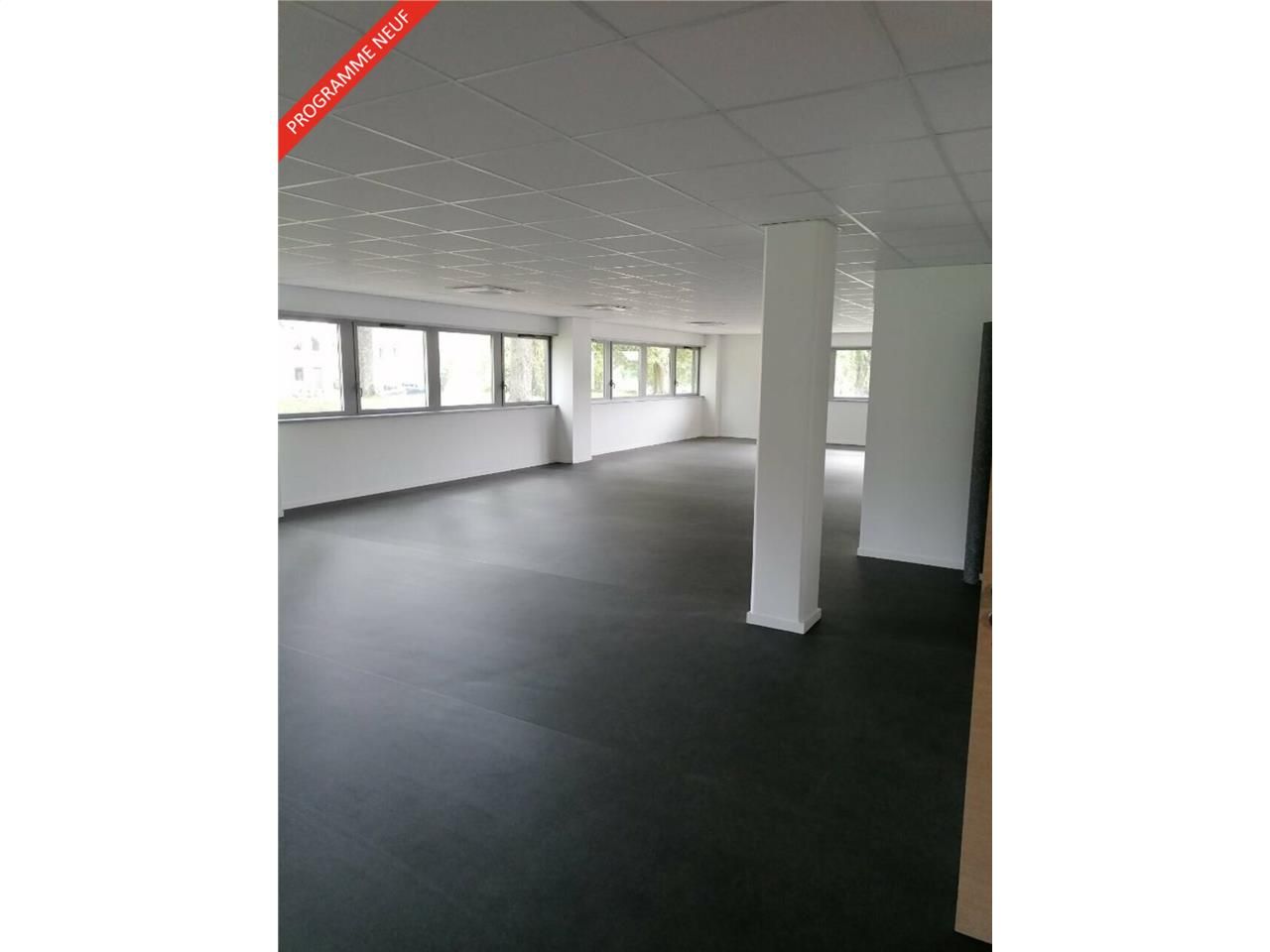 Location bureaux 96 m² non divisibles