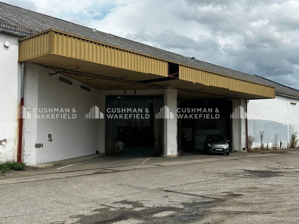 Location entrepôt 7000 m² non divisibles