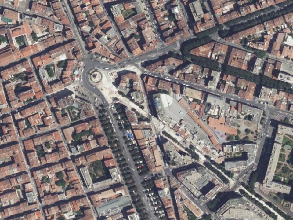 Location local commercial 211 m² non divisibles