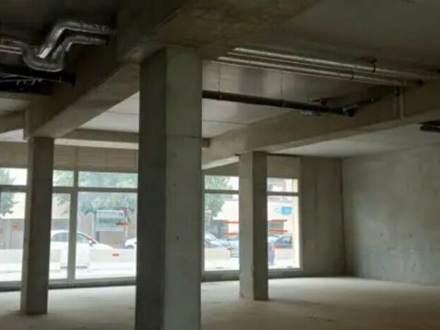 LOCATION LOCAL COMEMRCIAL DE 232 m2 - AIX-EN-PROVENCE