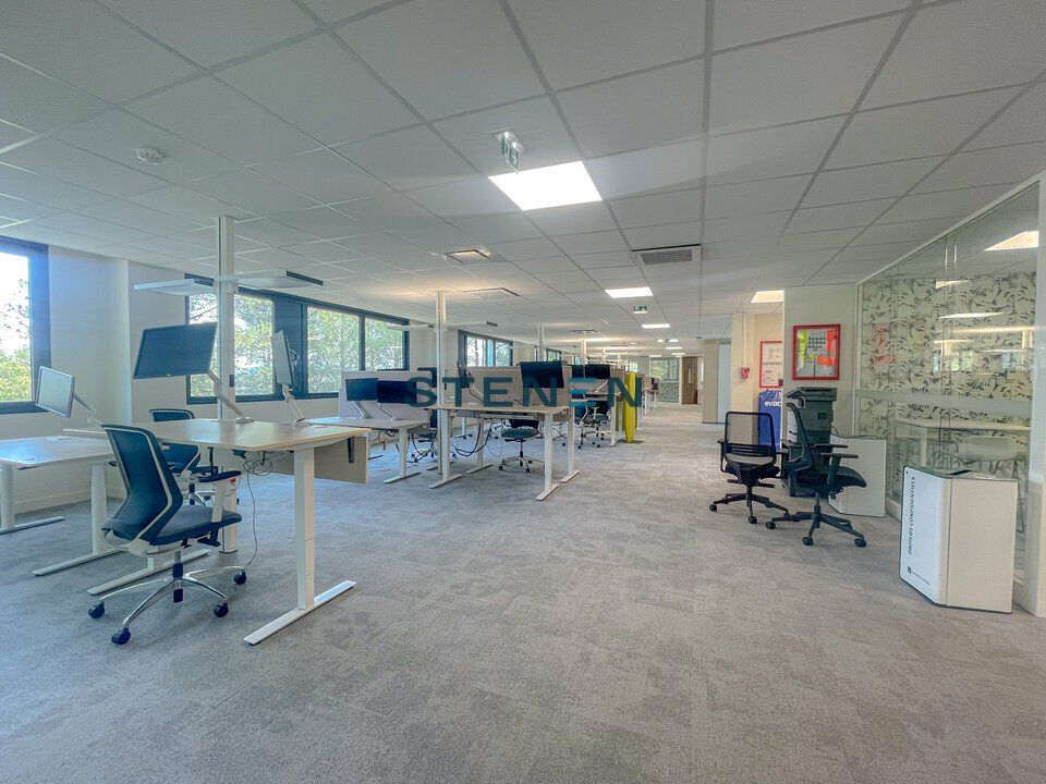 LOCATION BUREAU MEUBLÉ 371M2 