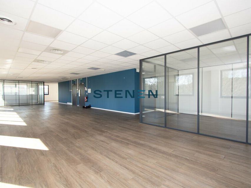 LOCATION BUREAUX 305m2 AIX EN PROVENCE