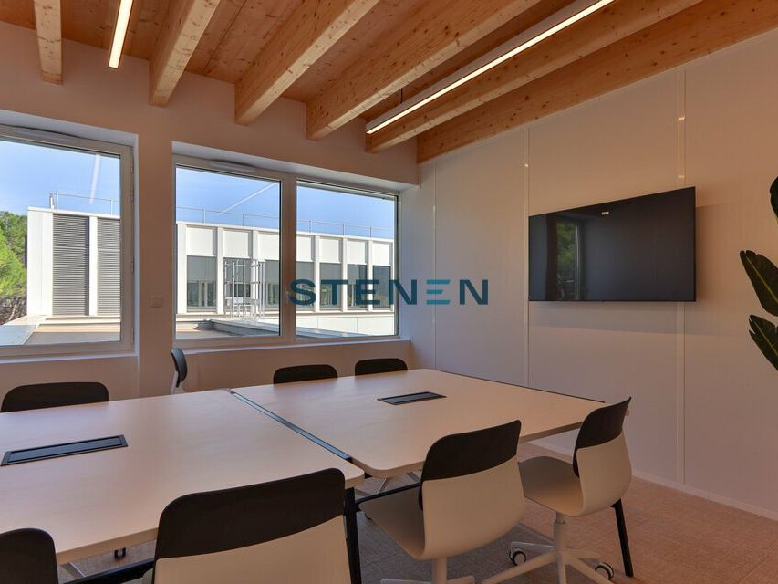 LOCATION BUREAU DE 150m² NEUF VENTABREN