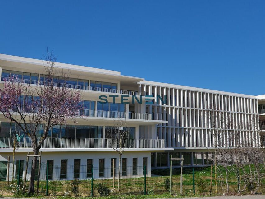 Location bureaux 385.3 m² non divisibles