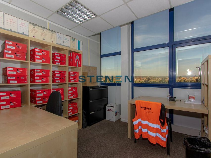 183 m² pour ce bureaux en location à Aix-en-provence