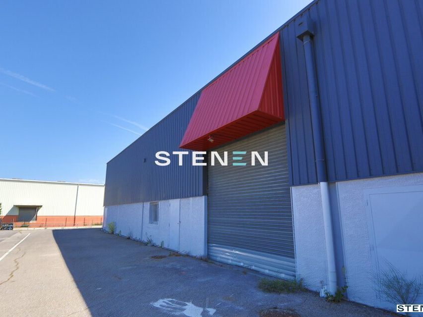 Location local d''activites 452 m² non divisibles