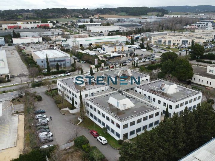 Location bureaux 323 m² non divisibles