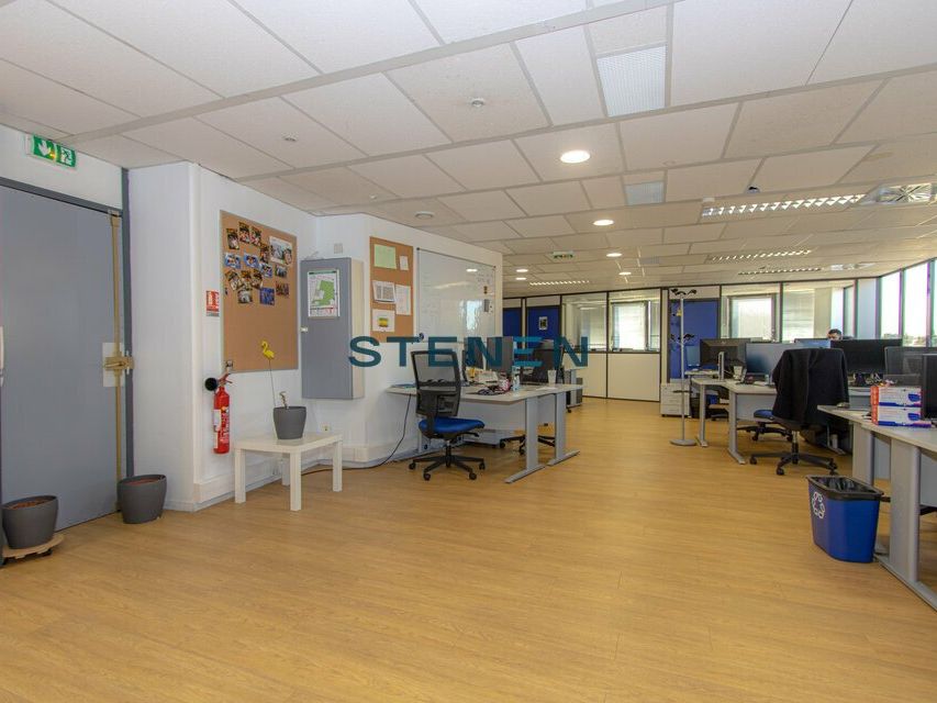 LOCATION BUREAUX 150m² AIX EN PROVENCE 