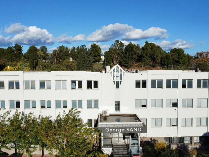 Location bureaux 300 m² non divisibles