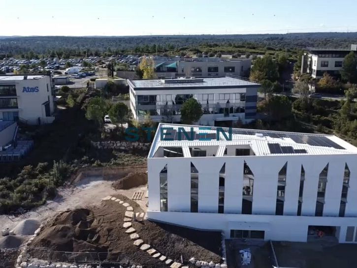 Location bureaux 99 m² non divisibles