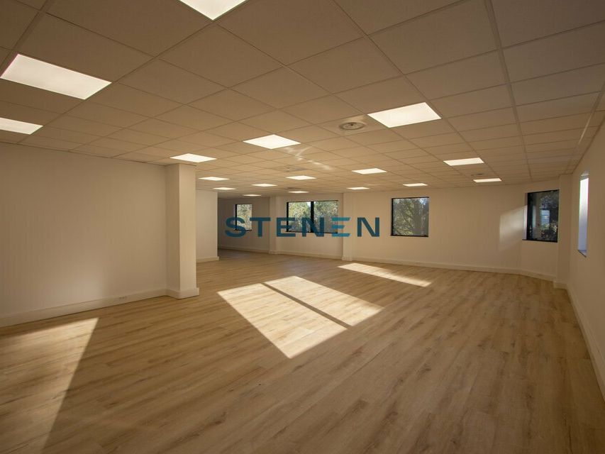 BUREAUX 160 m² A AIX-EN-PROVENCE