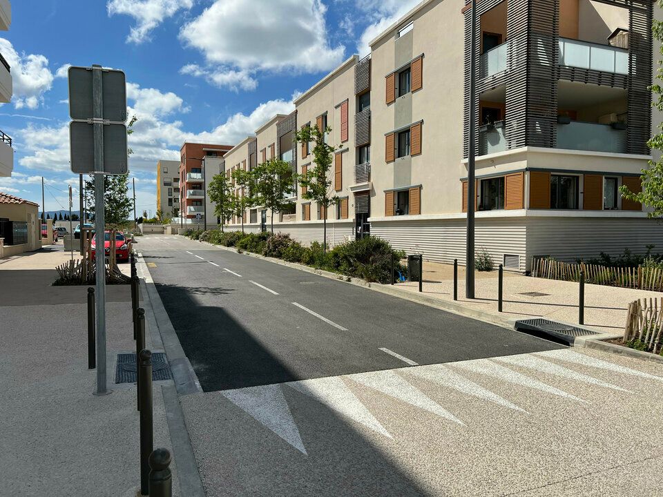 VENTE MURS LOCAL COMMERCIAL  232 m2 AIX EN PROVENCE