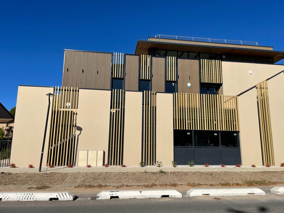 LOCATION LOCAL COMMERCIAL NEUF 550 m2 AUBAGNE