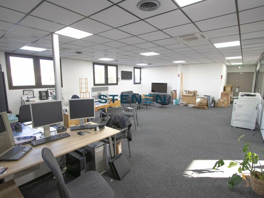 LOCATION/ VENTE BUREAUX 150M2 AIX EN PROVENCE