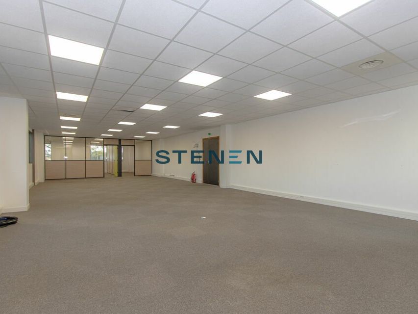 LOCATION BUREAUX 174m2 AIX EN PROVENCE 