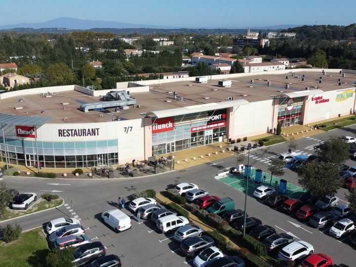À LOUER - LOCAL COMMERCIAL 616M² - AVIGNON
