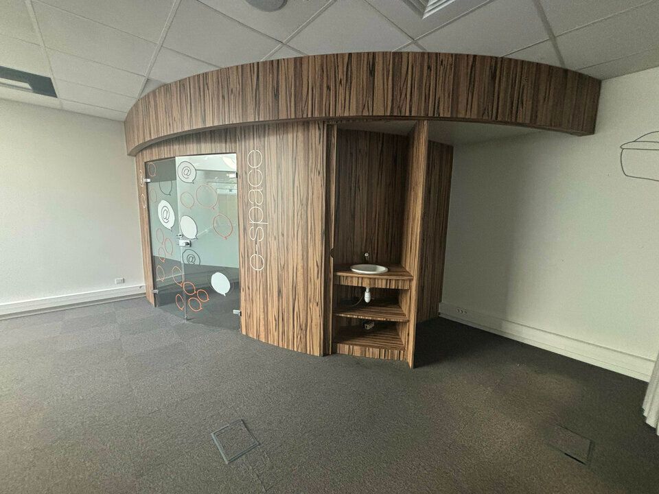 A LOUER BUREAUX 385M2   MARSEILLE 13002