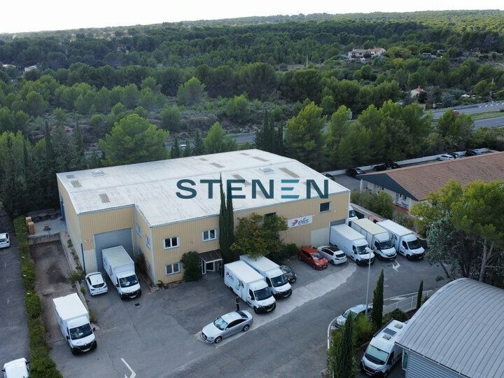 Location local d''activites 730 m² non divisibles