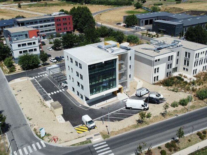 À VENDRE - BUREAUX 504M² DIVISIBLES - AVIGNON