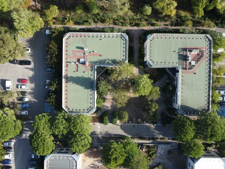 A LOUER BATIMENT INDEPENDANT 1044m2 AIX EN PROVENCE