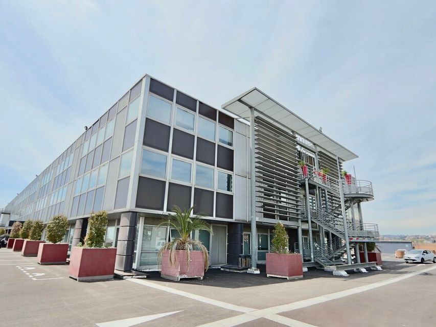 Location bureaux 1000 m² divisibles à partir de 500 m²