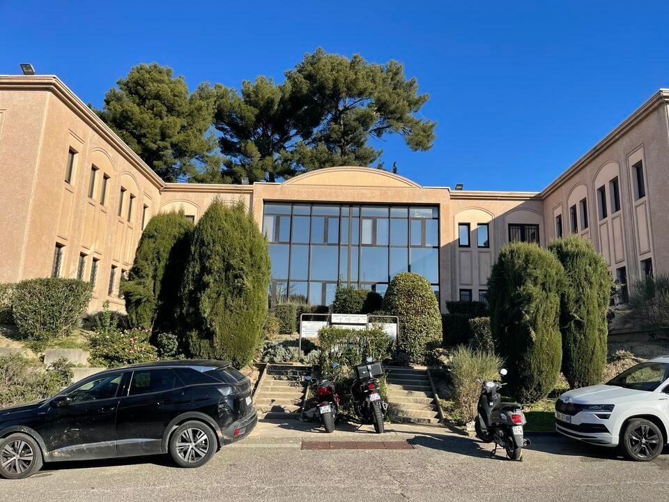 Location bureaux 73 m² non divisibles